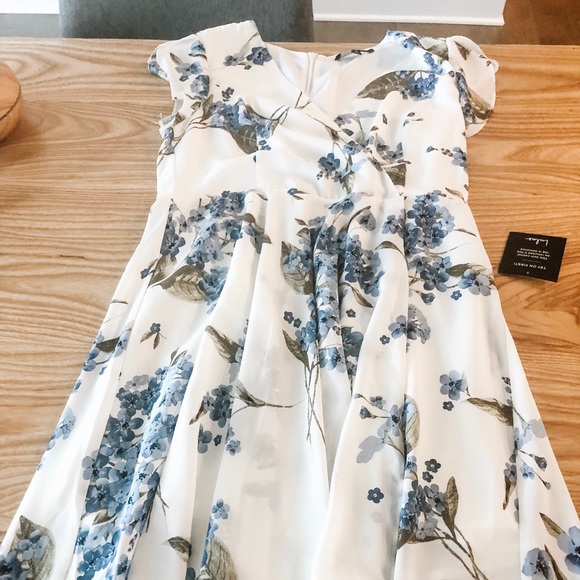 Lulu dress - Picture 1 of 4